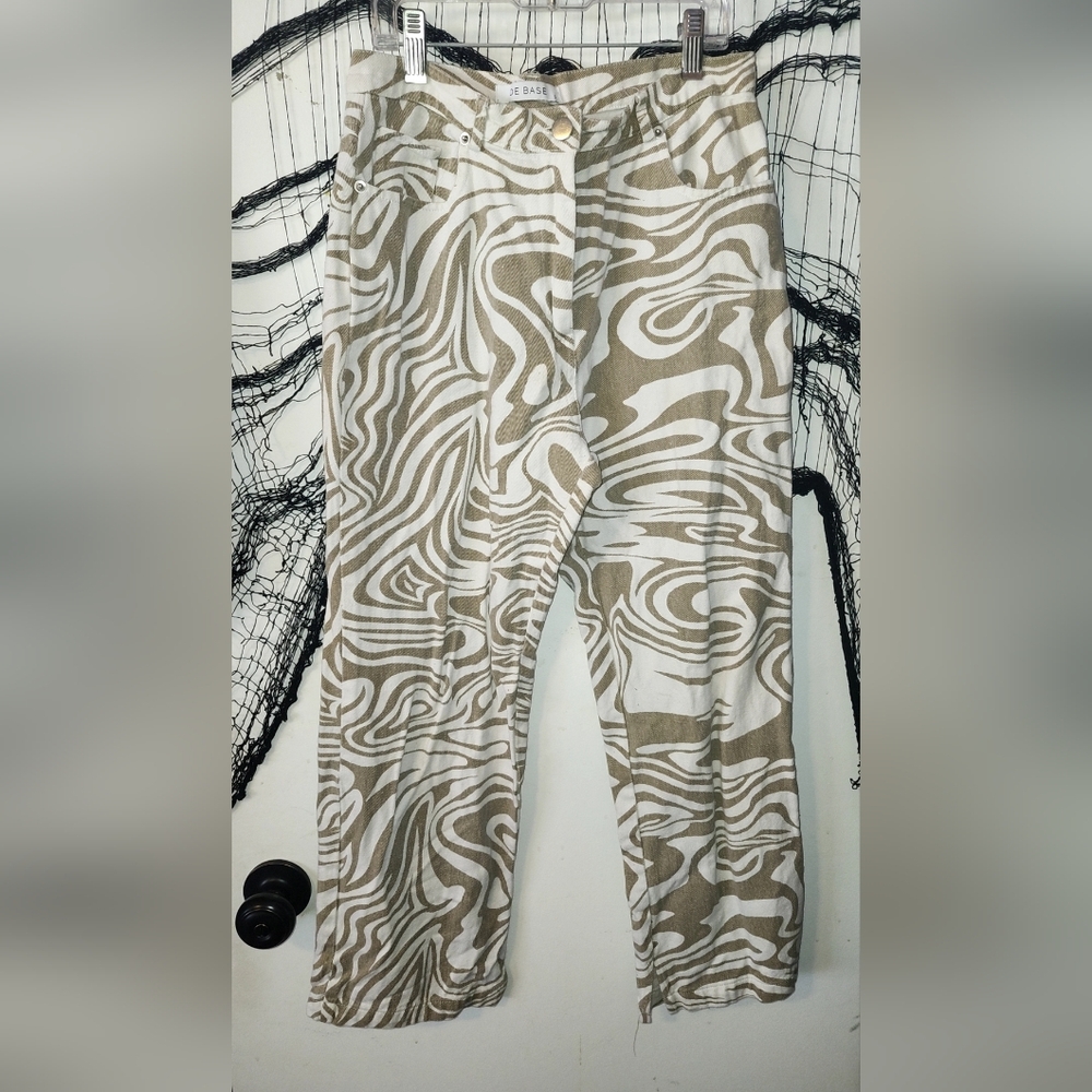 ✨️Beige & White Wave-Print Pants✨️
